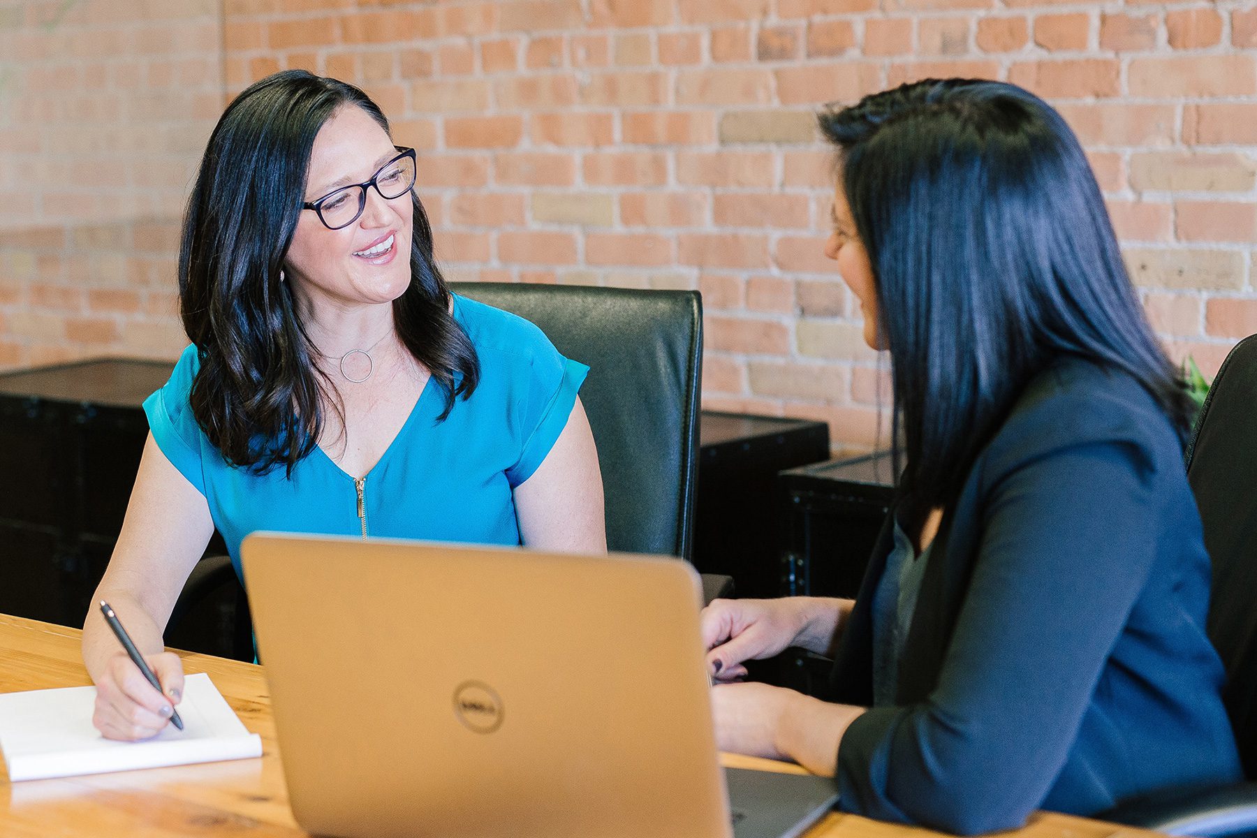 Image of a solicitor with a client